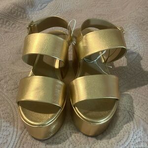 NWT gold platform sandals